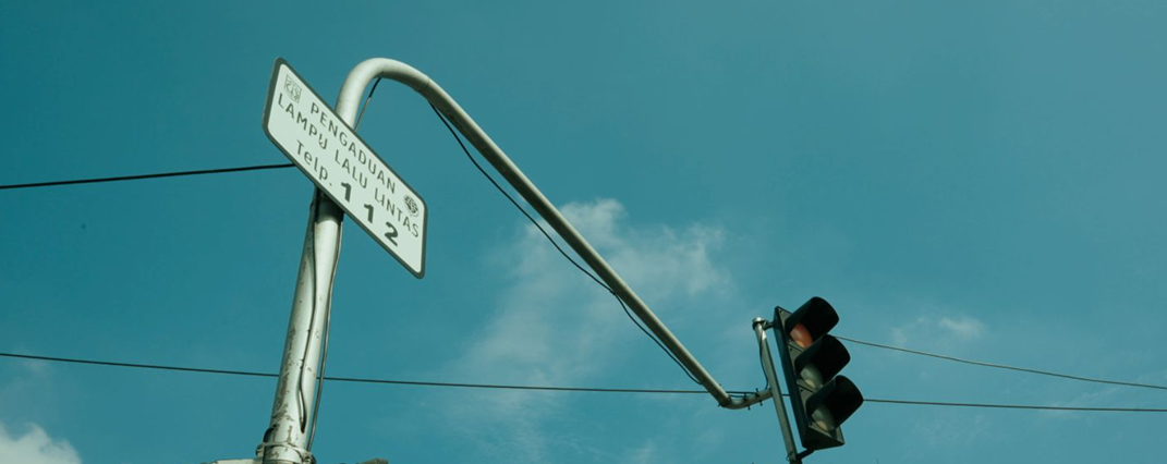 KLVN CineGrade 标志